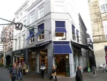 80m2 apartment à louer pour 1725€/mois à Halstraat 4, The Hague