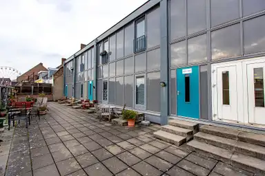 108m2 apartment to rent for 901€/month in Vijfharingenstraat 8C-15, Maastricht