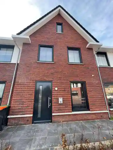 143m2 house to rent for 1695€/month in De Brink 12, Harbrinkhoek