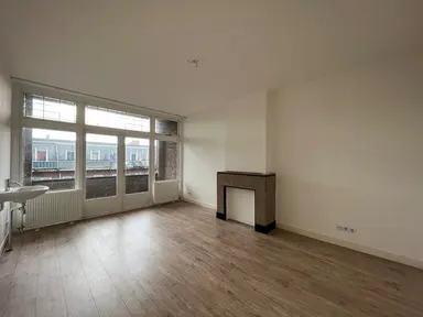 21μ² room προς ενοικίαση για 580€/μήνα σε Mijnsherenlaan, Rotterdam