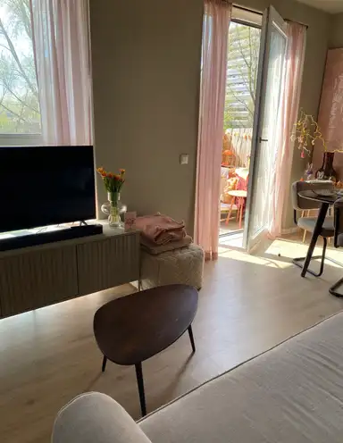 42m2 studio to rent for 1719€/month in Pierre van Hauwelaan, Delft