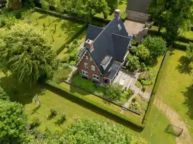 322m2 house to rent for 6250€/month in Oostsingel, Delft