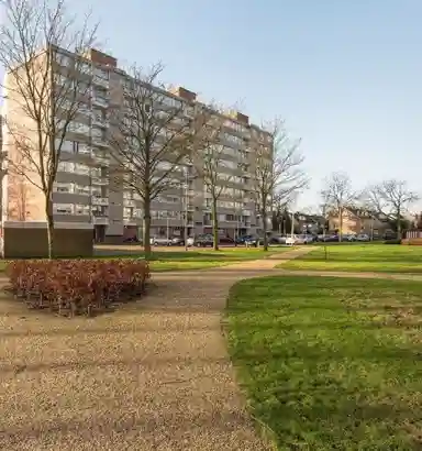 97m2 apartment to rent for 985€/month in Verdiweg 12, Amersfoort