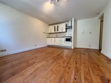 30m2 apartment in affitto per 836€/mese a Van der Duynstraat 183, The Hague