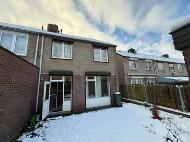 121m2 house te huur voor 1675€/maand in Saturnushof, Maastricht