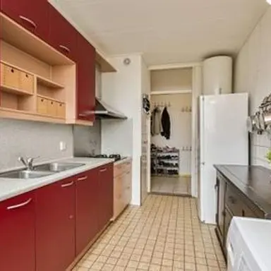 98m2 apartment to rent for 955€/month in Amersfoort