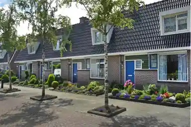 89m2 house to rent for 909.17€/month in Wijdeneshof 6, Emmeloord