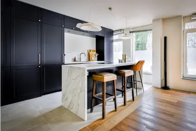 95m2 apartment te huur voor 3150€/maand in Van Oldenbarneveldtplein 19A, Amsterdam