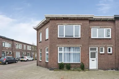71m2 house à louer pour 2195€/mois à Vinkenstraat 10, Haarlem
