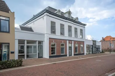 90m2 apartment to rent for 1950€/month in Keizersdijk, Raamsdonksveer