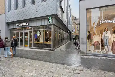 83m2 apartment to rent for 1850€/month in Vijfharingenstraat, Maastricht