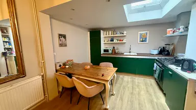 70m2 house à louer pour 1995€/mois à Rottermontstraat 61, The Hague