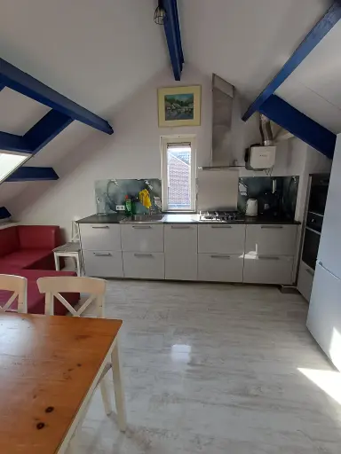 85m2 apartment to rent for 2450€/month in Van Limburg Stirumlaan, Hillegom