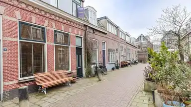 89m2 house à louer pour 2400€/mois à Raamstraat, Leiden