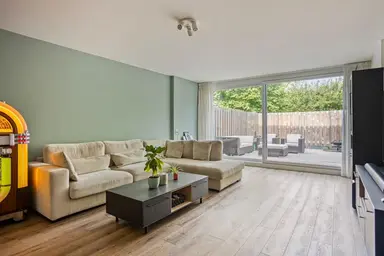 150μ² house προς ενοικίαση για 2995€/μήνα σε Mozartrode 14, Zoetermeer