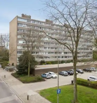 109m2 Appartement à louer pour 1035€/mois à Zangvogelweg 20, Amersfoort
