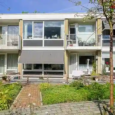 32m2 apartment te huur voor 779€/maand in Graaf Florislaan, Rijnsburg