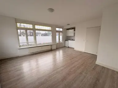 25m2 studio to rent for 894€/month in Katendrechtse Lagedijk 365C, Rotterdam