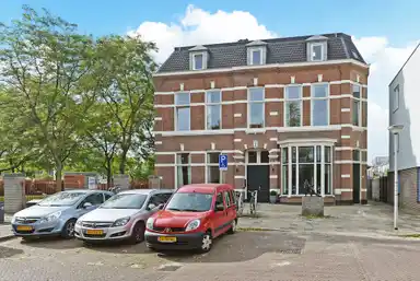 70m2 apartment to rent for 1950€/month in Sint Olofsstraat 21C, Delft