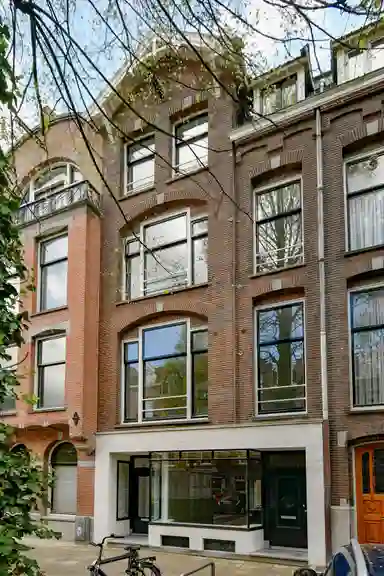 63m2 apartment to rent for 2800€/month in Johannes Verhulststraat 109-3, Amsterdam