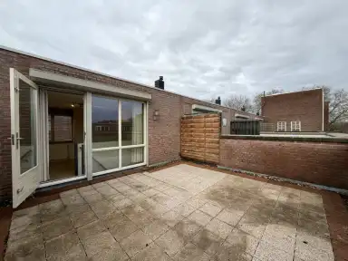 110μ² house προς ενοικίαση για 1475€/μήνα σε Papyrussingel, Maastricht