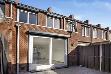 121m2 house to rent for 1775€/month in Mariniersstraat, 's-Hertogenbosch