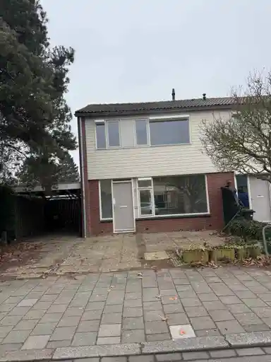 67m2 house to rent for 768.91€/month in Bosstraat 268, Nieuw-Vennep