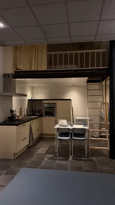 50m2 studio te huur voor 860€/maand in Moesstraat, Groningen