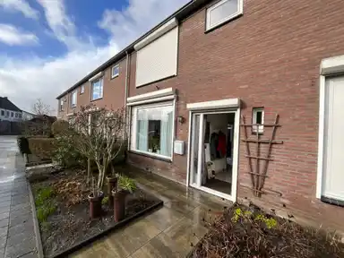 71m2 house to rent for 934.93€/month in Berkenlaan 7, Ooltgensplaat