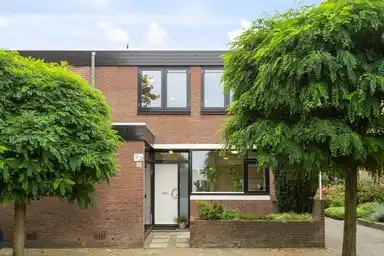 135m2 house te huur voor 2450€/maand in Lenningenhof, Eindhoven