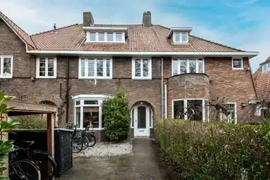 159m2 house to rent for 3750€/month in Brederolaan 3, Heemstede