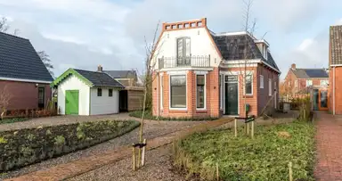 100m2 house te huur voor 1595€/maand in Wiidswei 8, Earnewâld
