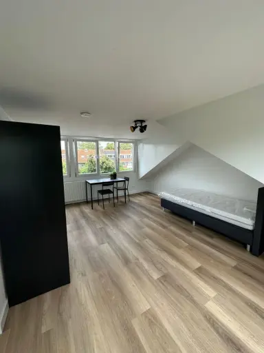 145m2 room zur Miete für 825€/Monat in Hermelijnstraat, Eindhoven