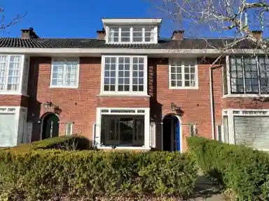 153m2 house to rent for 4150€/month in Meester Rendorplaan 5, Amstelveen