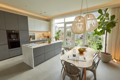 171m2 house à louer pour 3450€/mois à Fort Hinderdamstraat 20, Weesp