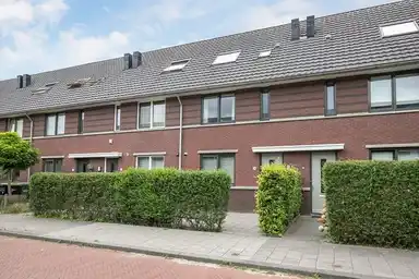 129m2 house in affitto per 2995€/mese a Voormeerstraat 5, The Hague