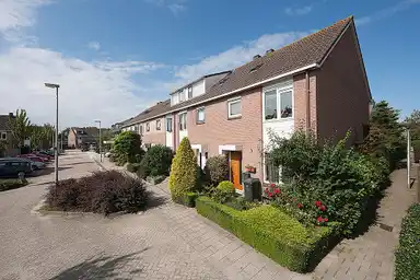 109m2 house to rent for 1538€/month in Ivoorwit 9, Zoetermeer