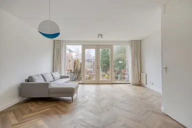 137m2 house in affitto per 3395€/mese a Molensingel 56, Delft