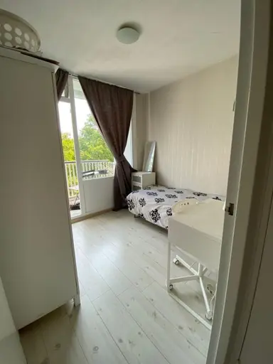 10μ² room προς ενοικίαση για 950€/μήνα σε Johan Huizingalaan, Amsterdam