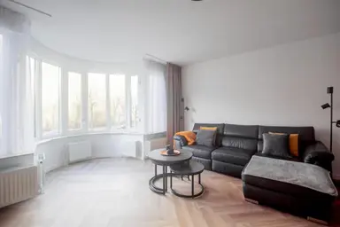 93m2 apartment zur Miete für 2650€/Monat in Bezuidenhoutseweg 335D, The Hague