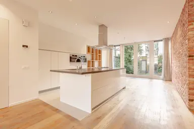 120m2 apartment to rent for 3950€/month in Kanaalstraat 193-H, Amsterdam