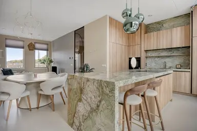 174m2 house zur Miete für 3750€/Monat in Saskia Stuivelinglaan 11, Rotterdam