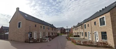 96m2 house à louer pour 932.93€/mois à Heleen Ankersmitstraat 8, Deventer