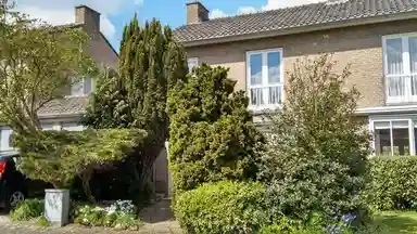 116μ² house προς ενοικίαση για 1670€/μήνα σε Trocaderostraat, Maastricht