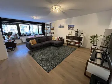 100m2 apartment zur Miete für 2395€/Monat in Mignot en De Blockplein, Eindhoven