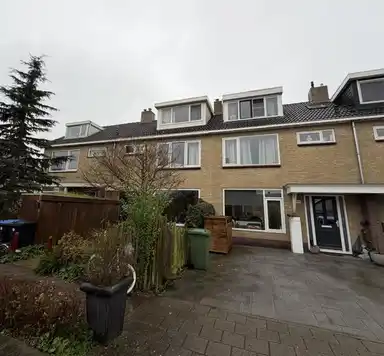 140m2 house to rent for 2195€/month in Schoolstraat, Den Ilp