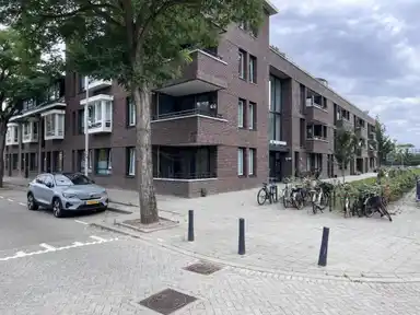 90m2 apartment to rent for 2100€/month in Elektroweg, Rotterdam