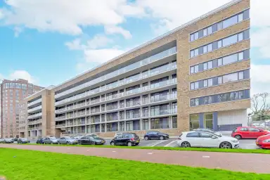 114m2 apartment to rent for 1950€/month in Berberisweg, Rotterdam
