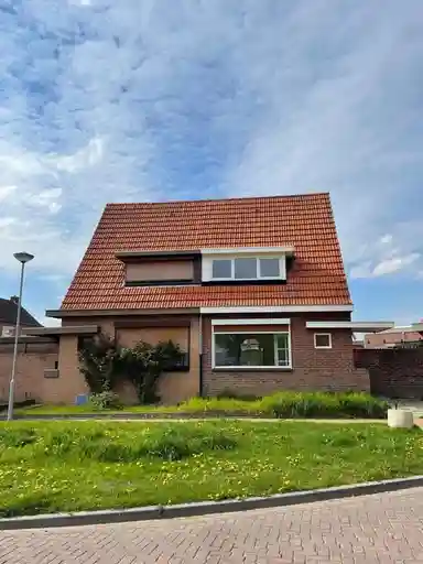 95m2 house te huur voor 850€/maand in Esdoornstraat 3, Landgraaf