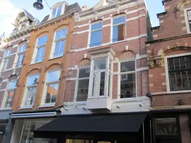 110m2 apartment to rent for 3250€/month in Zijlstraat, Haarlem